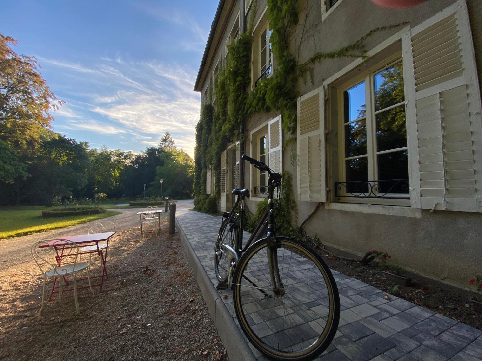 Logis Hotel Du Parc Pont-à-Mousson Zewnętrze zdjęcie