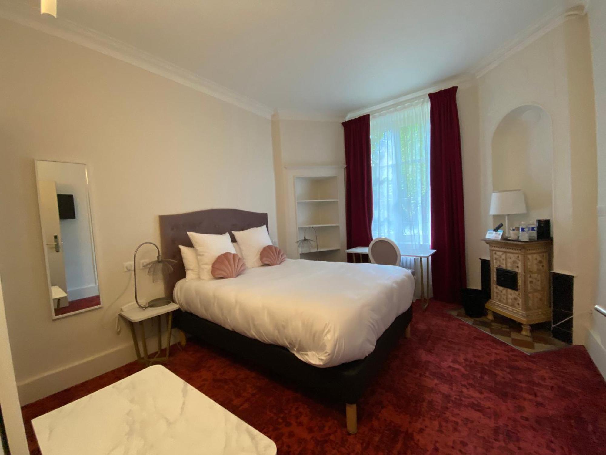 Logis Hotel Du Parc Pont-à-Mousson Zewnętrze zdjęcie